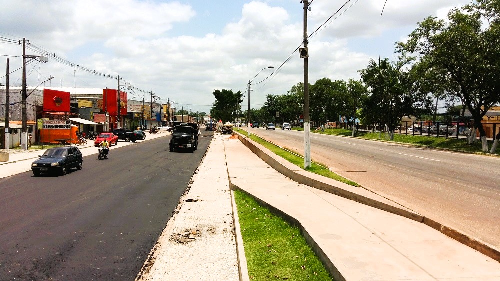 Marituba Avenida Principal ao lado da BR